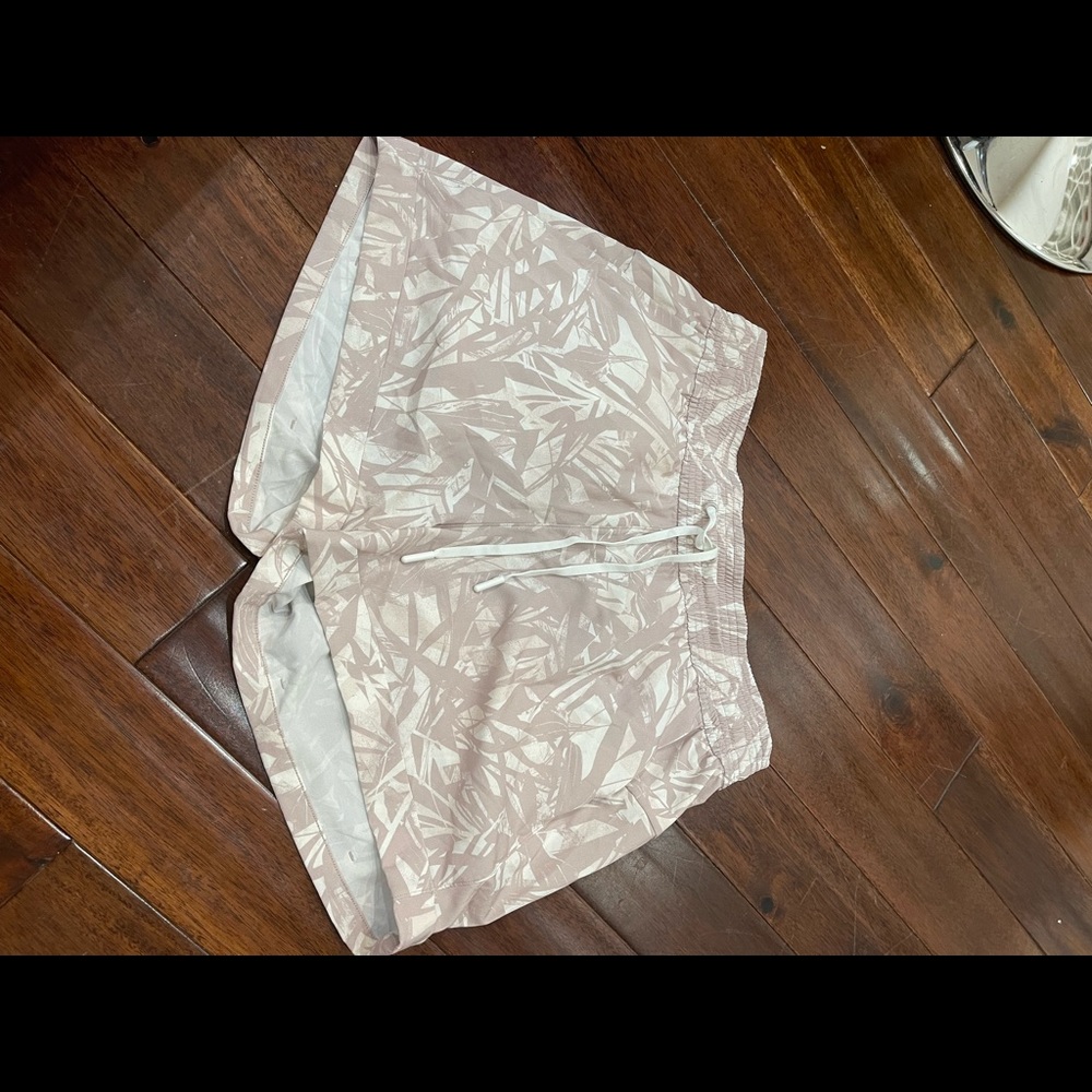 Lululemon shorts, size 6